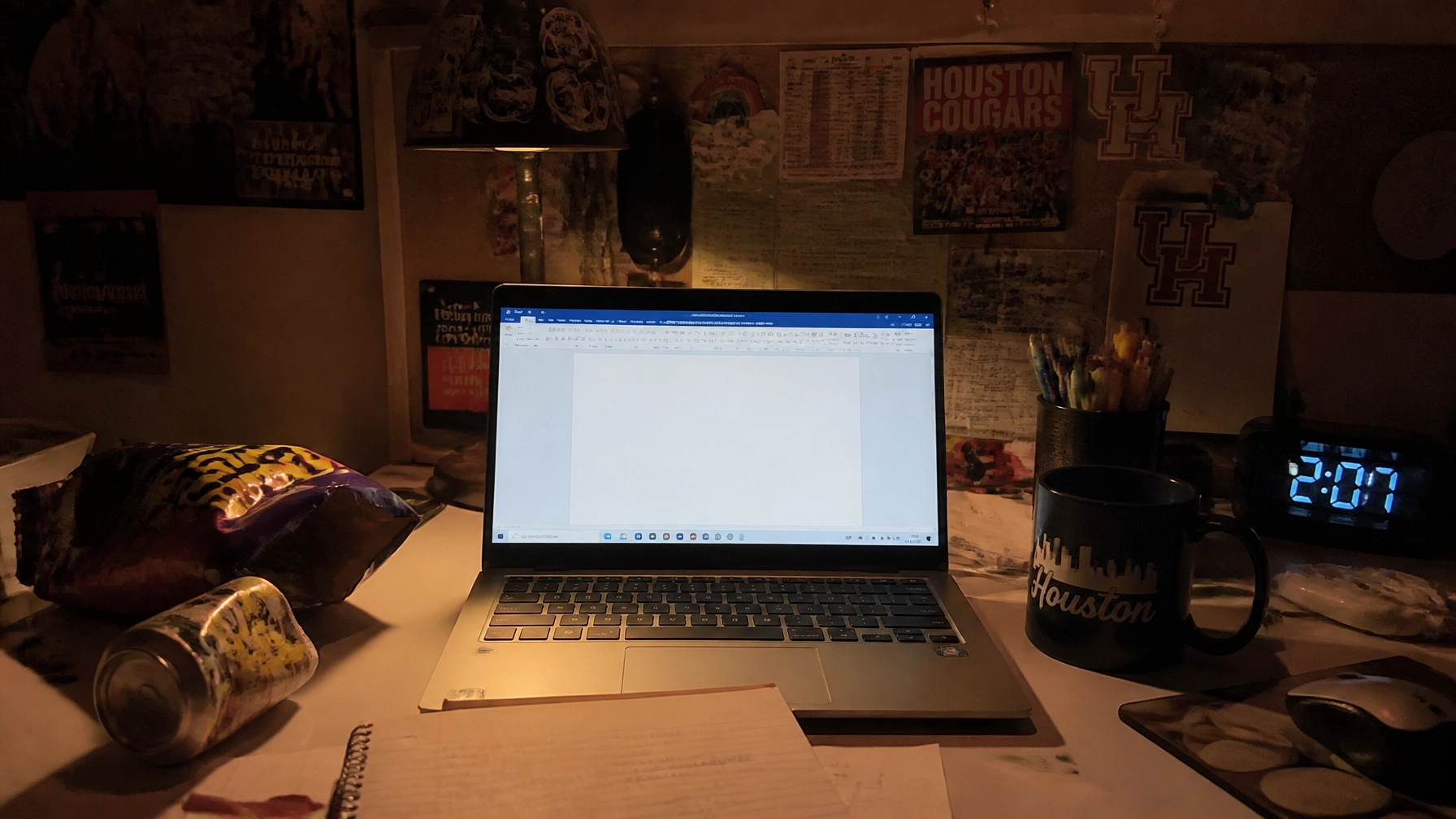 50 Argumentative Essay Topics for College Students That Actually Get A’s 15 OCQP802 Z8O