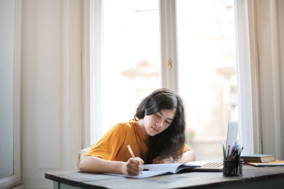 Colleges with Essay Prompts: 2026-2027 Supplemental Guide 1 pexels photo 3807759